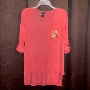 rue 21 quarter sleeve size medium top.